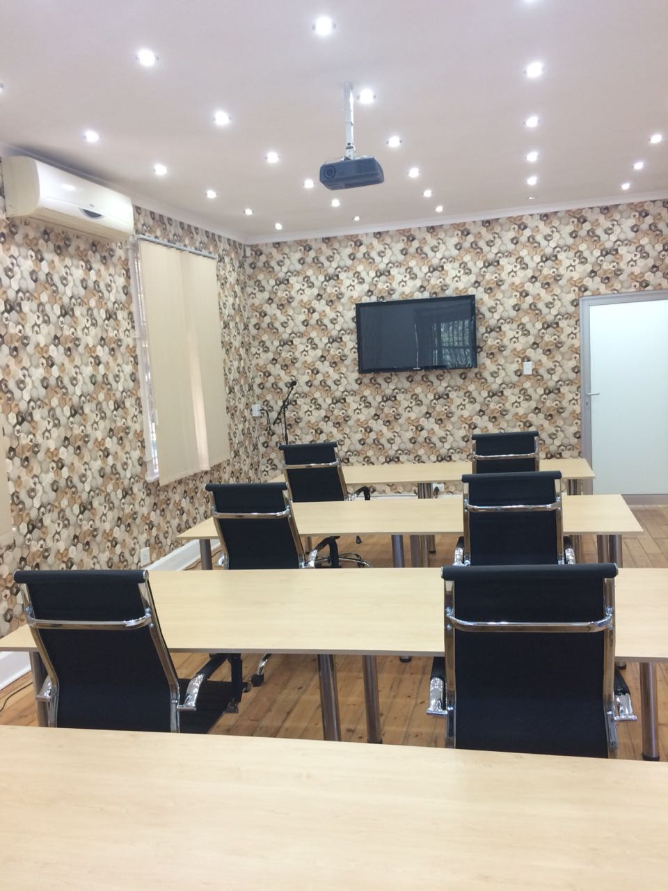 Our private dispute resolution center in Durban Musgrave - Meeting room for hire in Musgrave - Conciliation, arbitration, disputes resolution in Durban Musgrave